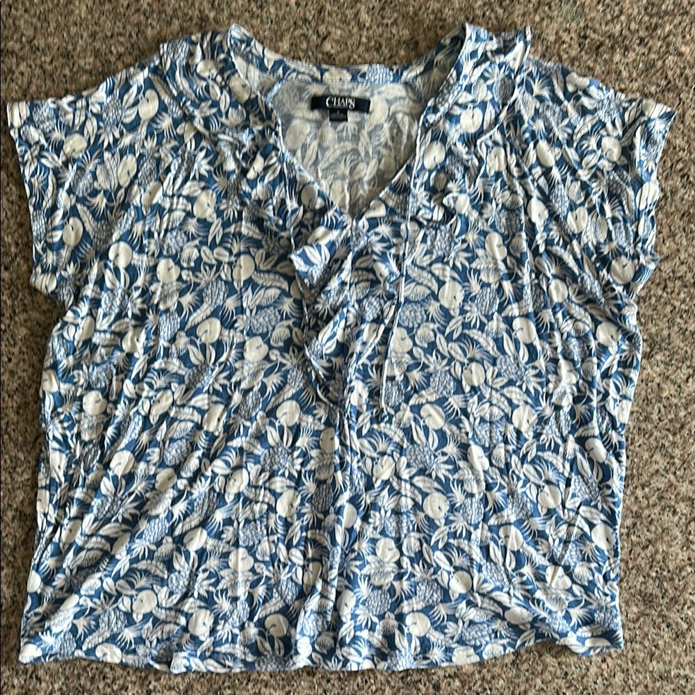 Women’s Chaps short sleeve size Medium